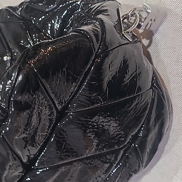 PRADA Vernis Chevron Dome Satchel in Nero Bowler Handbag W/ Shoulder Strap MINT - Picture 12 of 16
